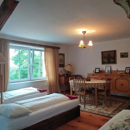 Dwor W Odonowie Extérieur photo