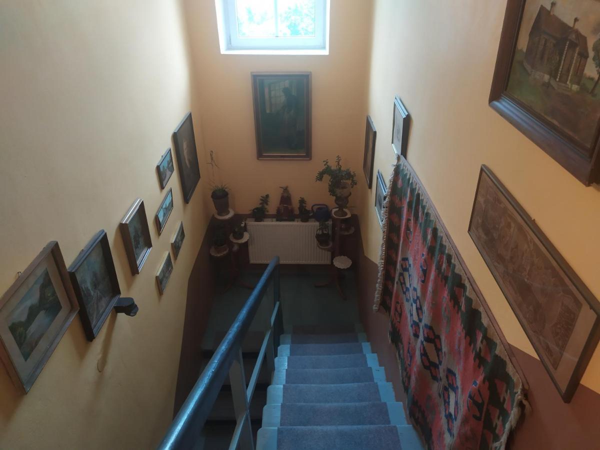 Dwor W Odonowie Extérieur photo