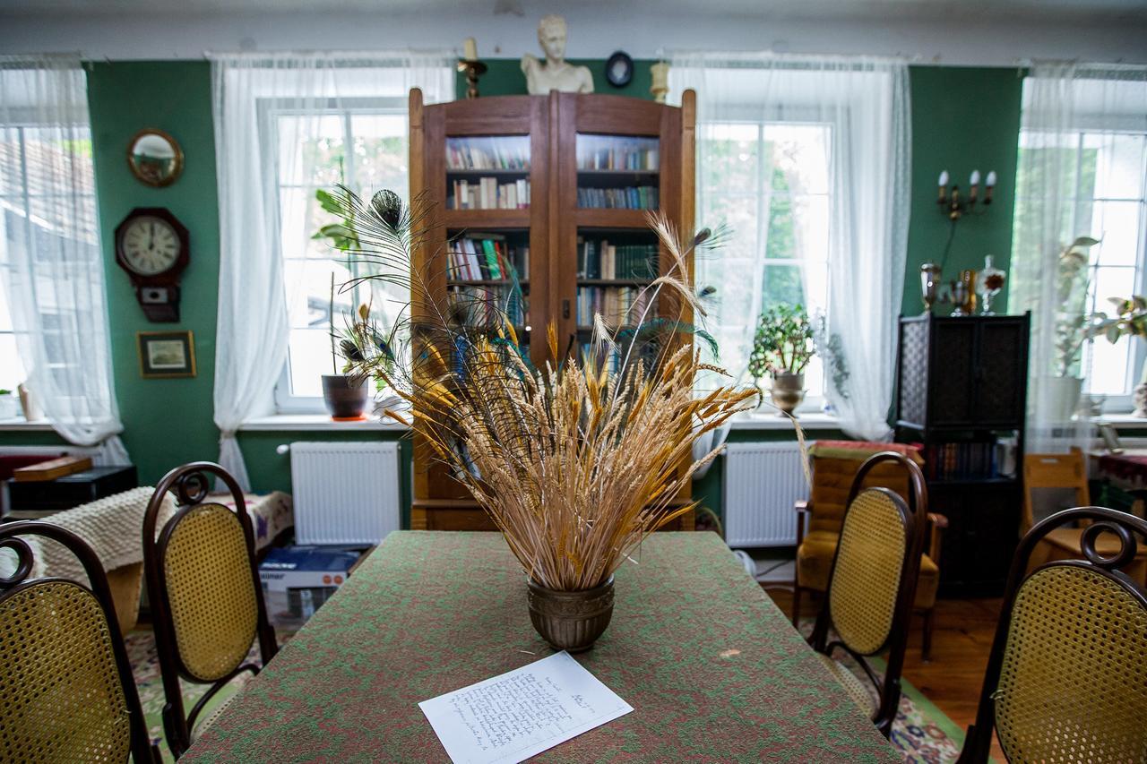 Dwor W Odonowie Extérieur photo